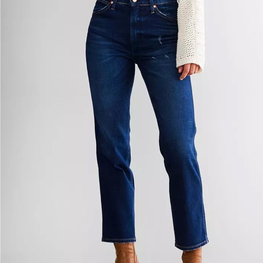 Wrangler straight leg jeans